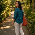 Mujer salvadoreña adulta en bienestar emocional